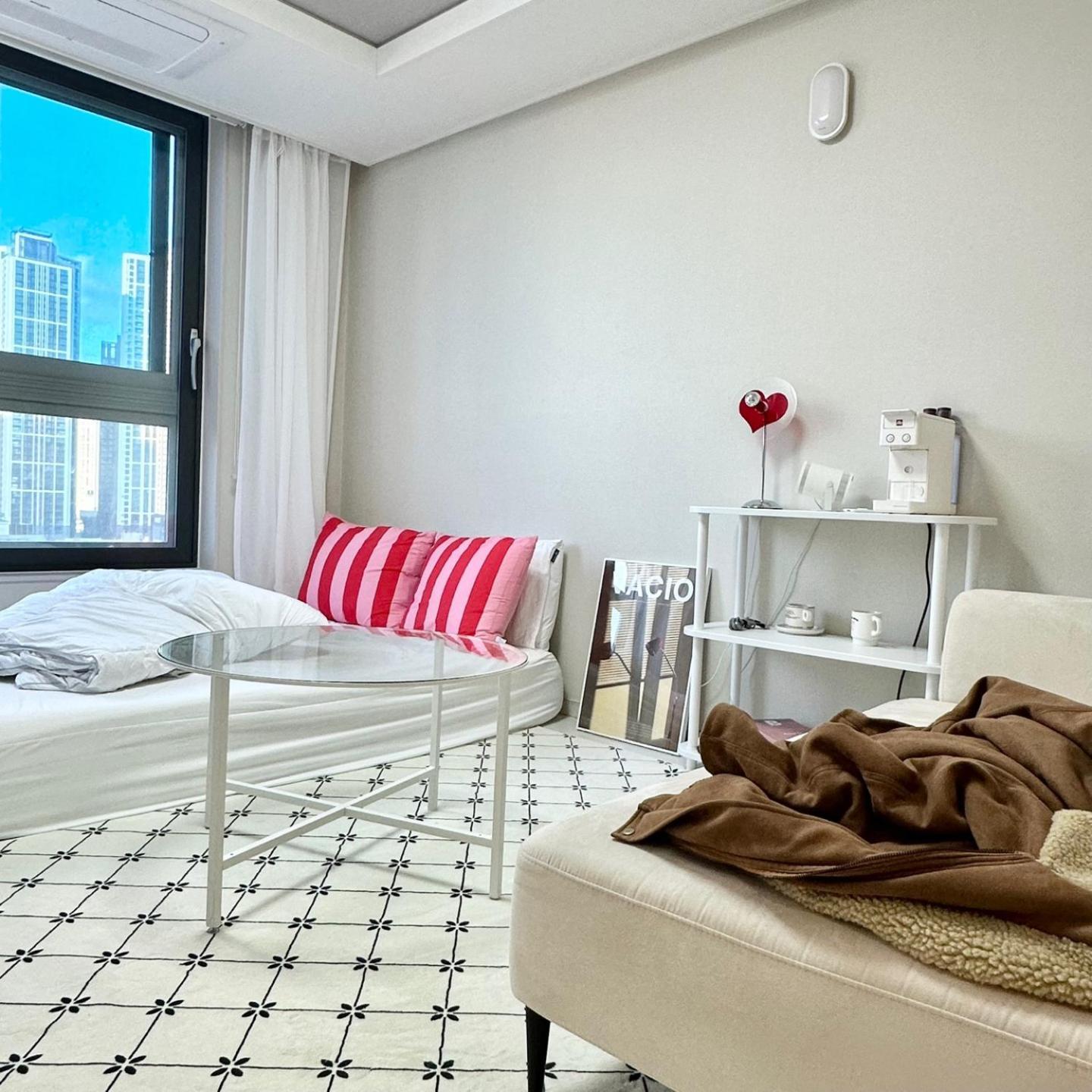 Ferienwohnung Dongseongro Meomoom Daegu Zimmer foto
