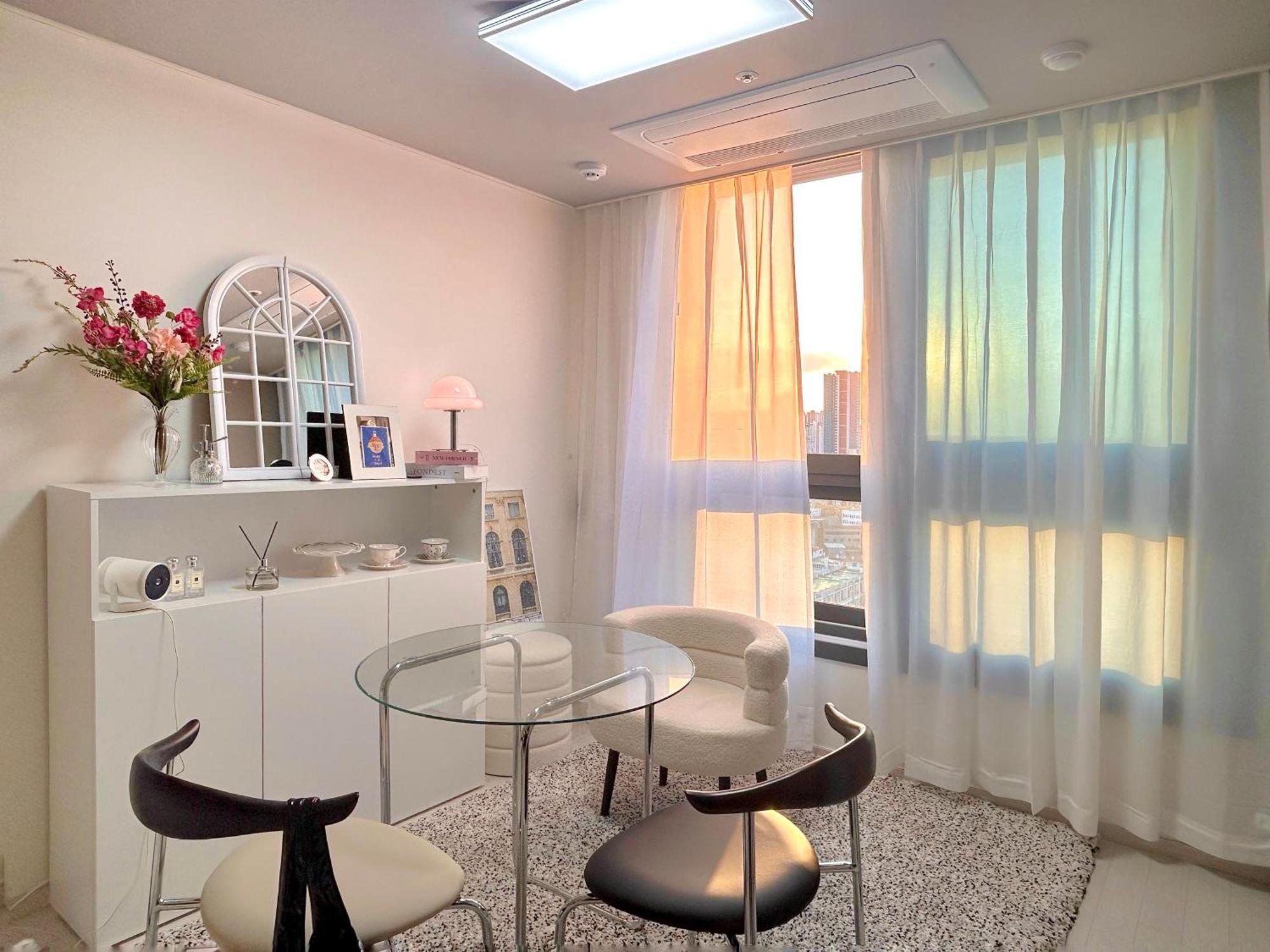 Ferienwohnung Dongseongro Meomoom Daegu Zimmer foto